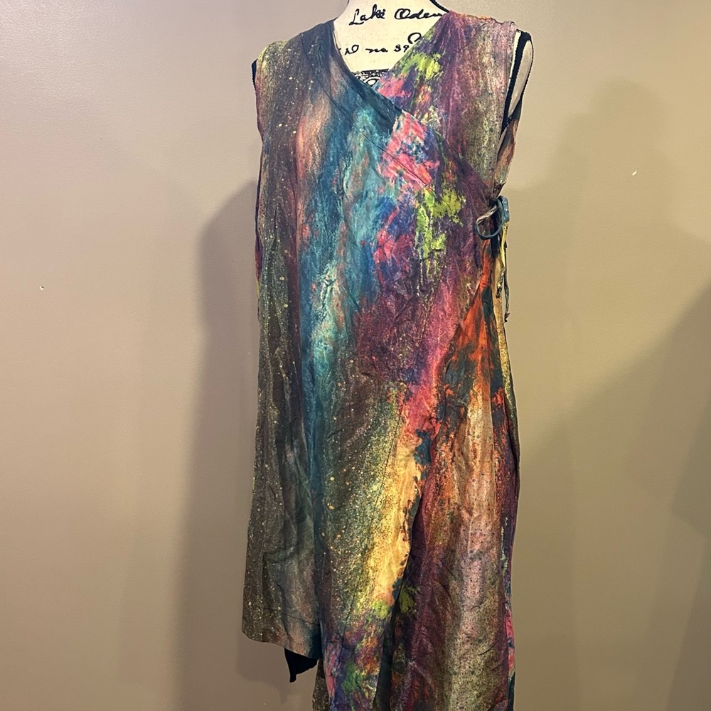 Bryn Walker Zen Taffeta Nebulosa Abstract Print Asymmetrical Hem Wrap Tunic - Picture 9 of 16